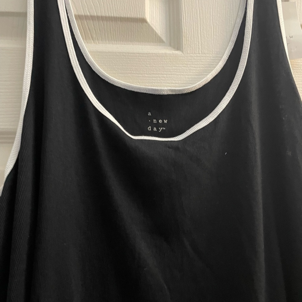 A New Day Women's Black and White Trim Tank Top